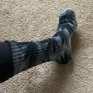 Dark tie dye weed socks